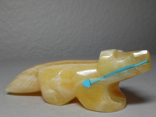 Zuni fetish 1577 lupo - zuni,