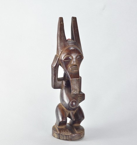 Bella songye power figure - bella,